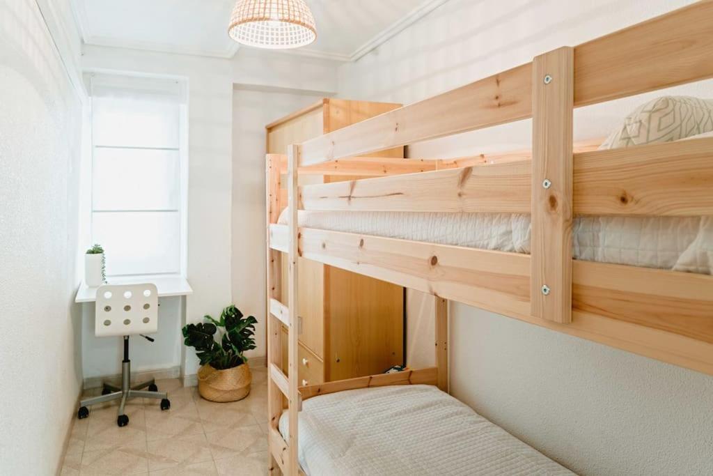 Apartamento Frente Al Mar, Familiar Y Acogedor. Santa Pola Ngoại thất bức ảnh