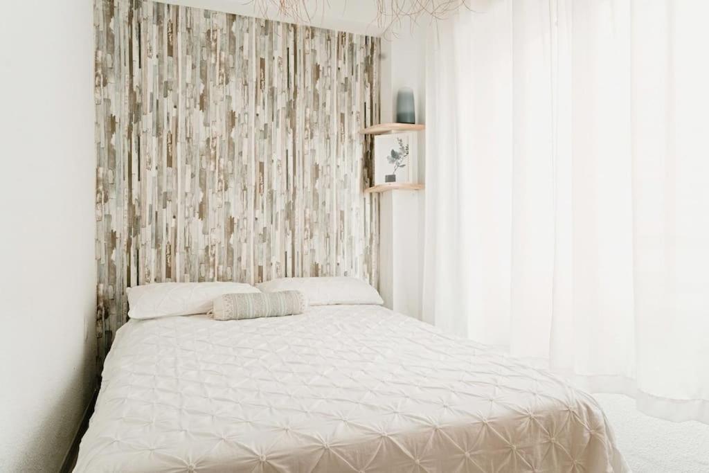 Apartamento Frente Al Mar, Familiar Y Acogedor. Santa Pola Ngoại thất bức ảnh
