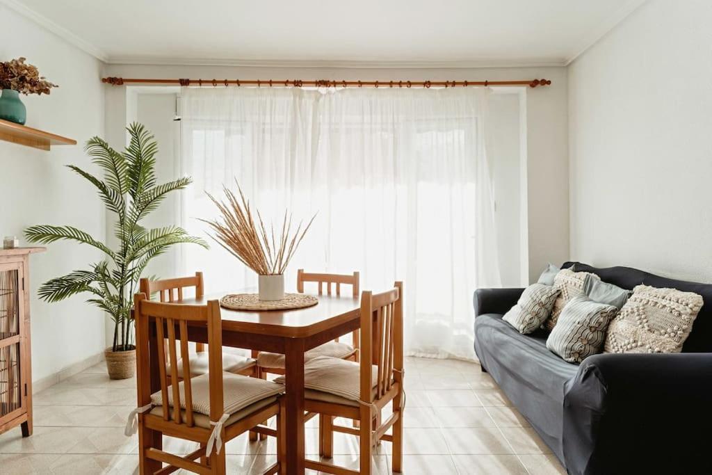 Apartamento Frente Al Mar, Familiar Y Acogedor. Santa Pola Ngoại thất bức ảnh